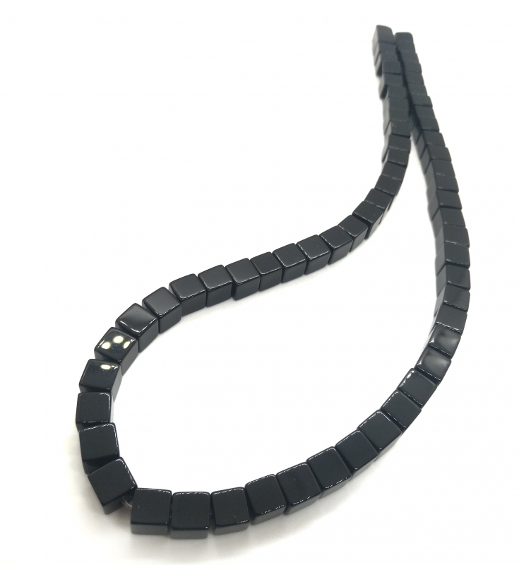 Бусины Агат черный гладкий глянцевый, кубик 6мм натуральный камень