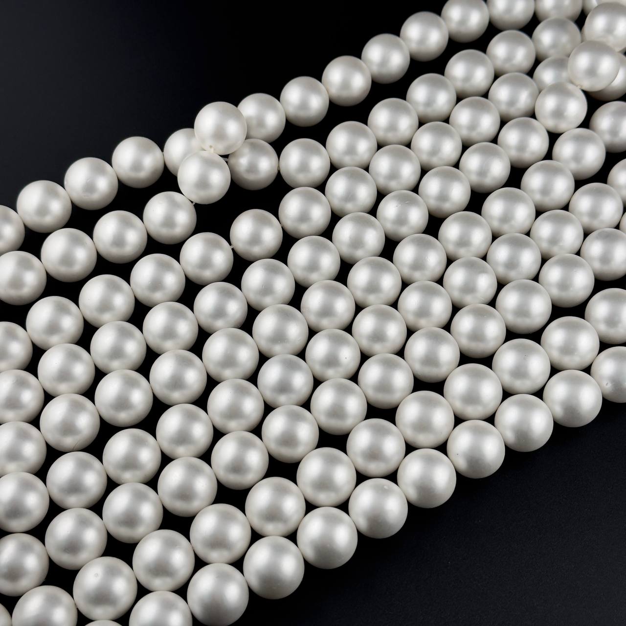 Бусины майорка матовая цвет белый размеры 4мм 6мм 10мм 16мм